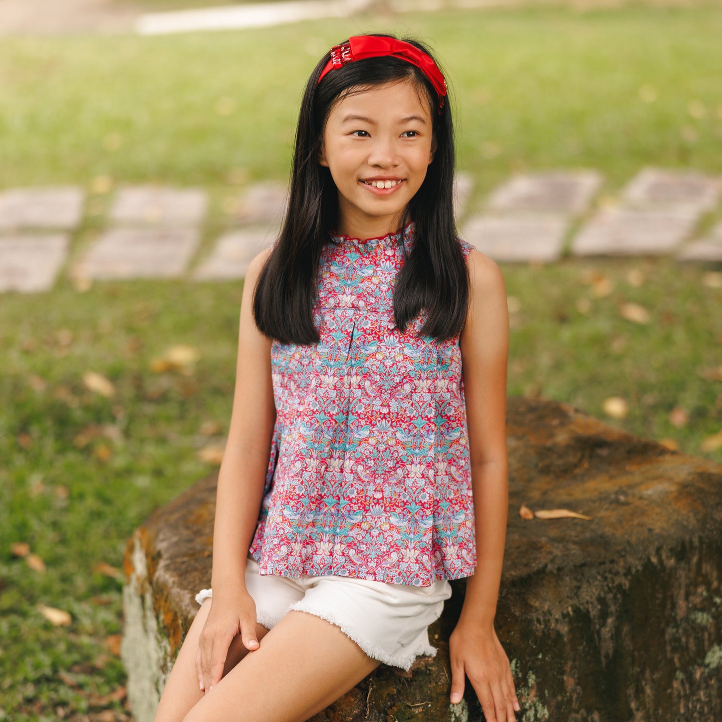 Magnolia Blouse in Redwood Ramble.